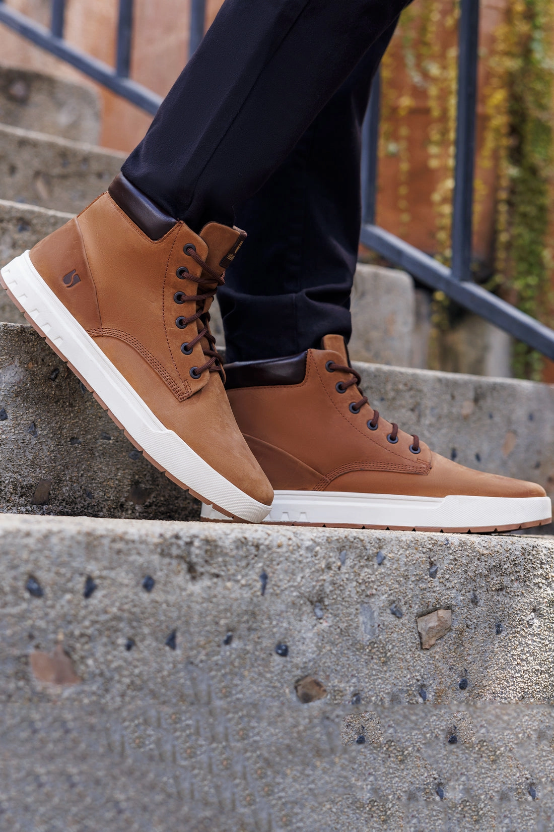 Men'S High Ankle Sneakers Us-Gr-4103 Essentials In Motion Style Built In