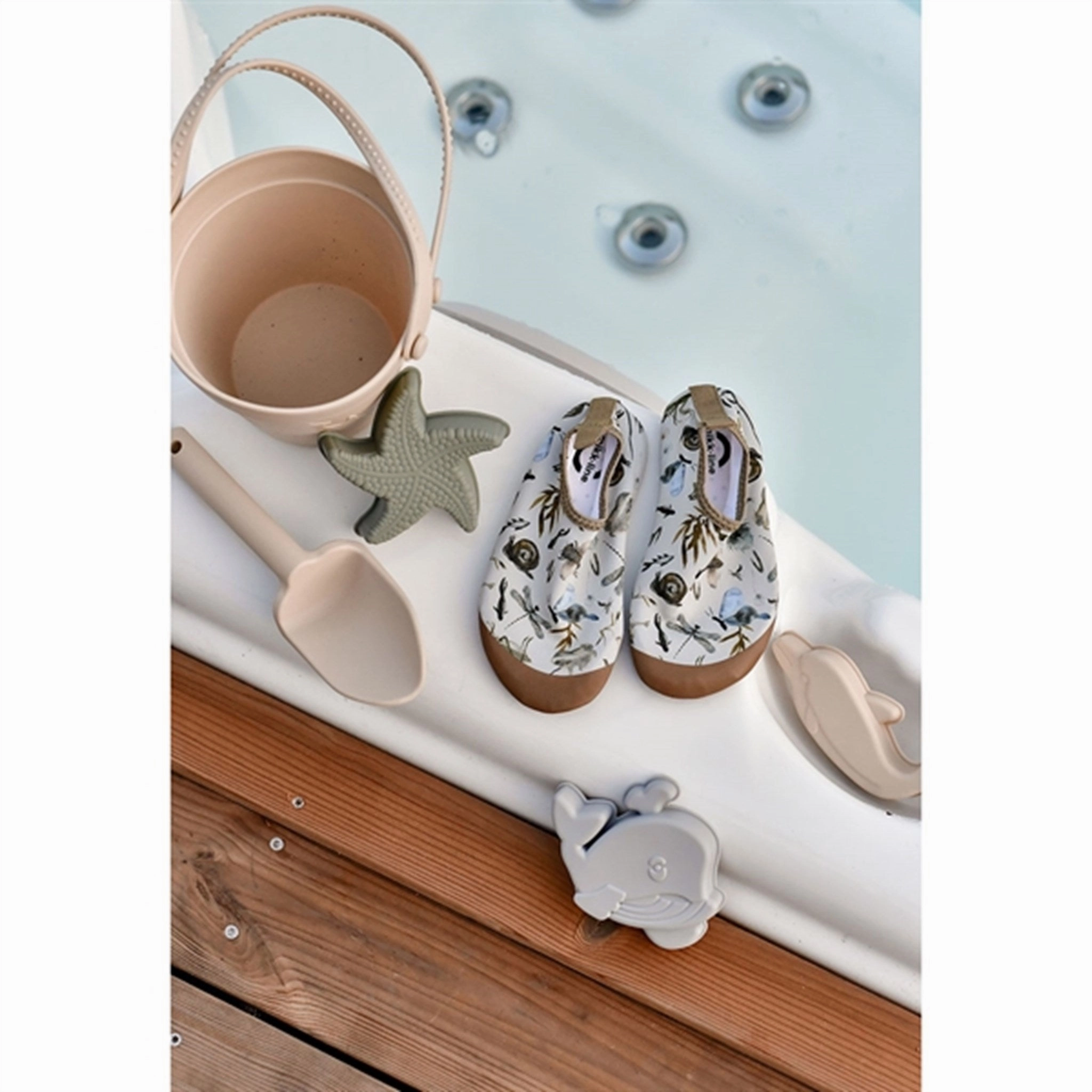 New Classics Mikk-Line Swim Shoe Desert Sage
