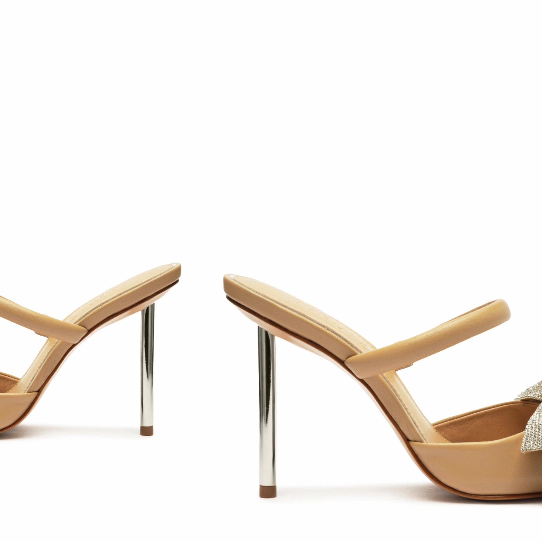 Flow With Confidence Mila Nappa Leather Pump