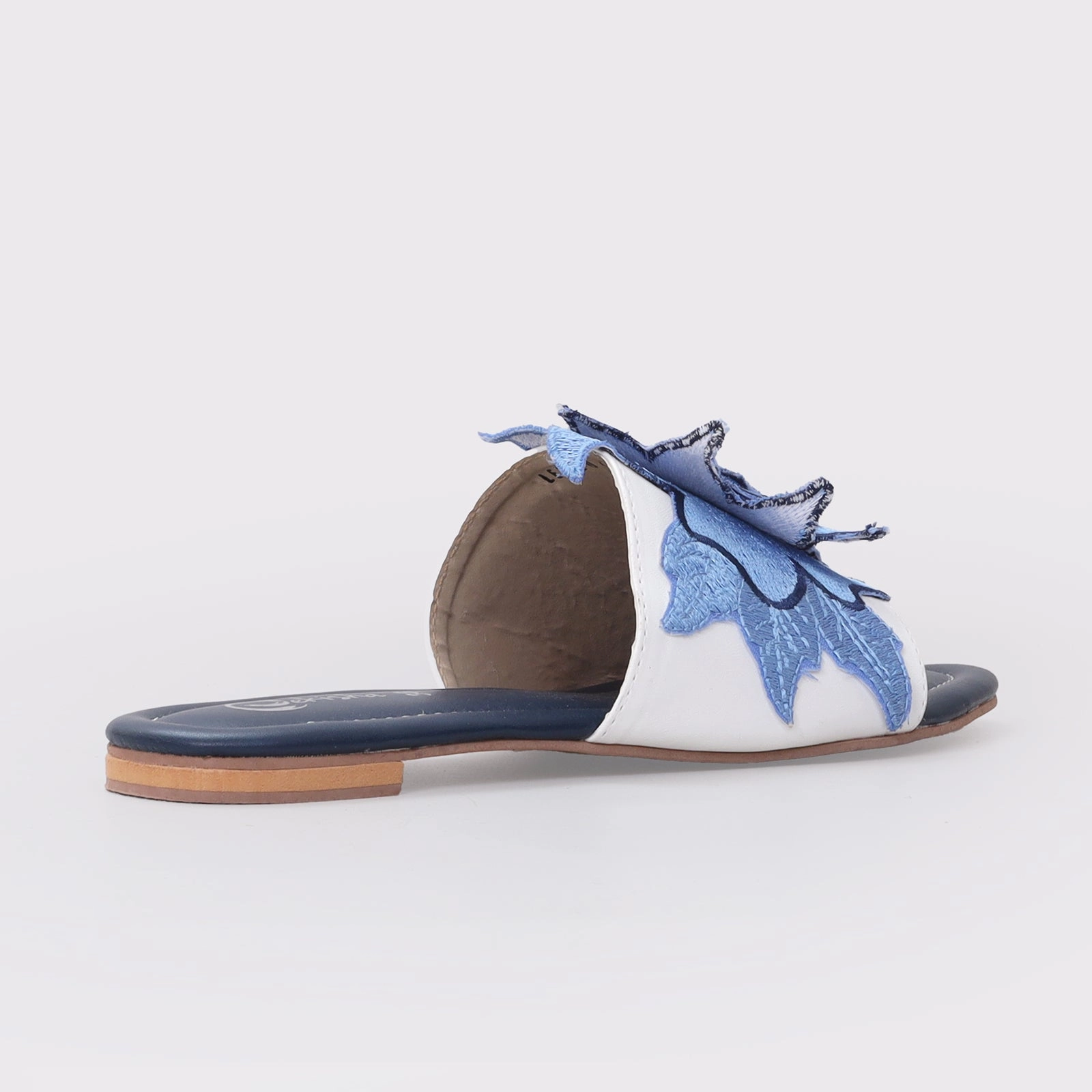 Women'S Floral Flats Essence Of Movement Curated City