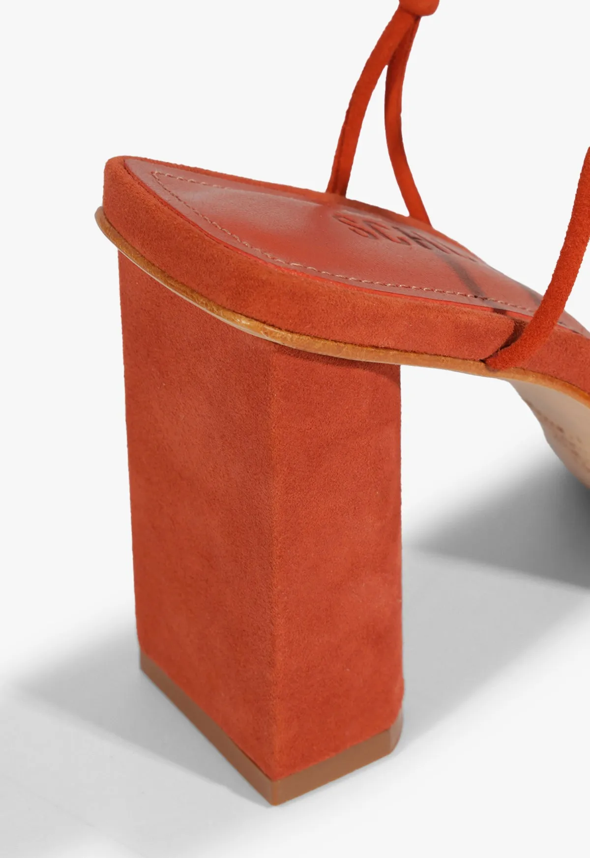 Pompeii Sandal Live In Motion Design In Focus