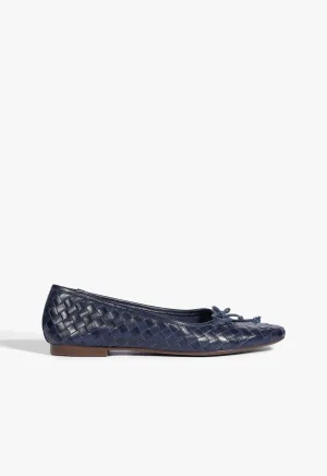 Form-Led Versatile Layers Arissa Woven Ballet Flat
