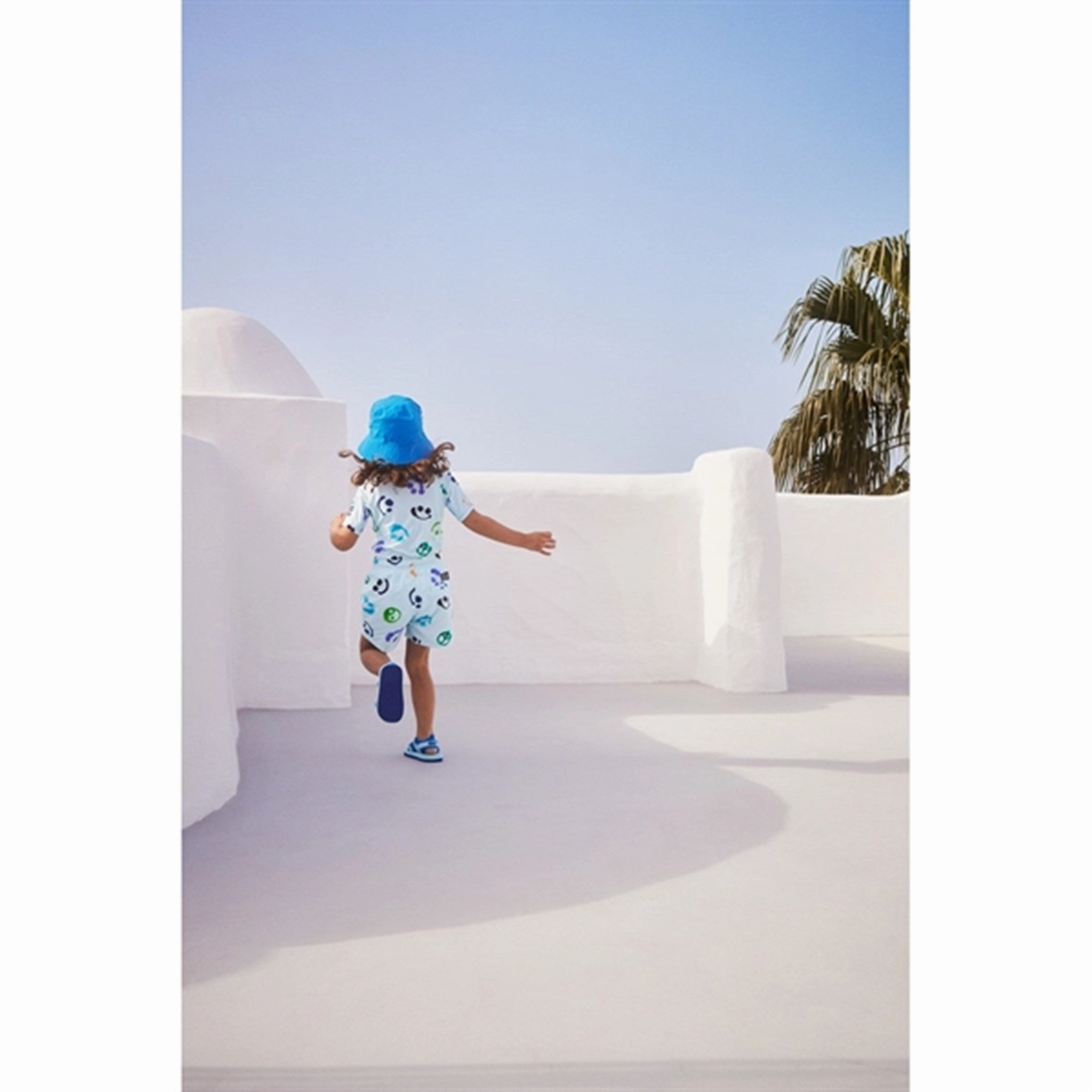 Crafted Minimal Molo Vivid Blue Zola Sandals