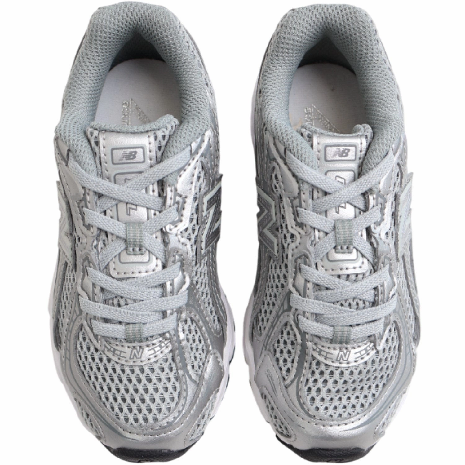 Smart Design Gear New Balance Raincloud 740 Kids Bungee Lace Sneakers