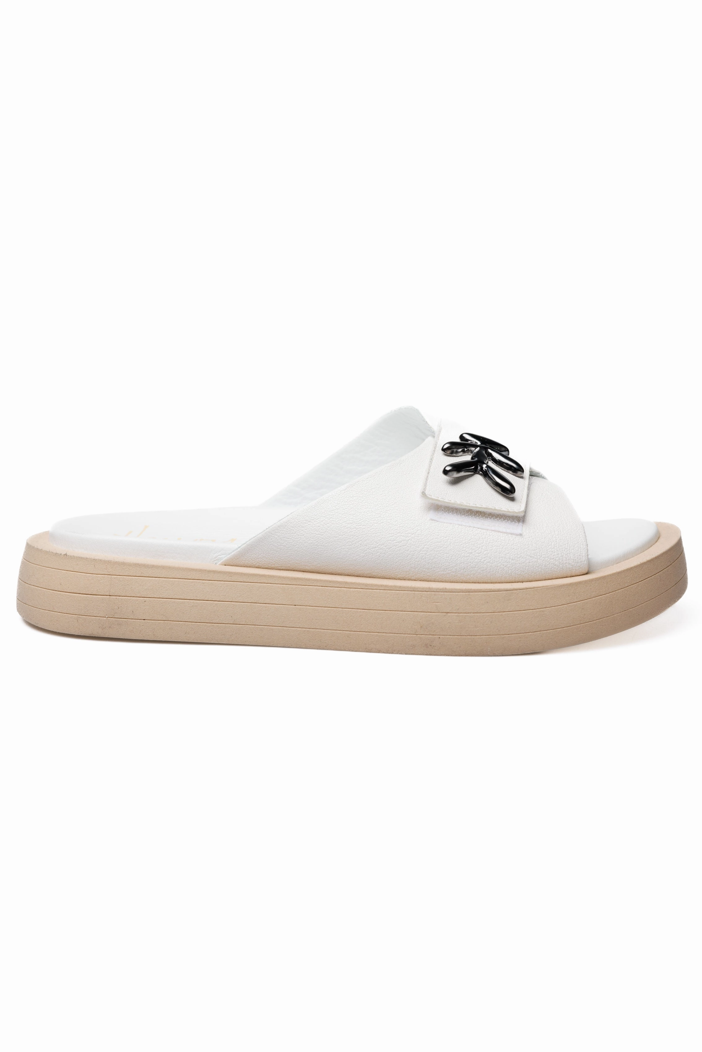 Form Plus Function Refined Balance Old Iron Leather Slides In Bianco