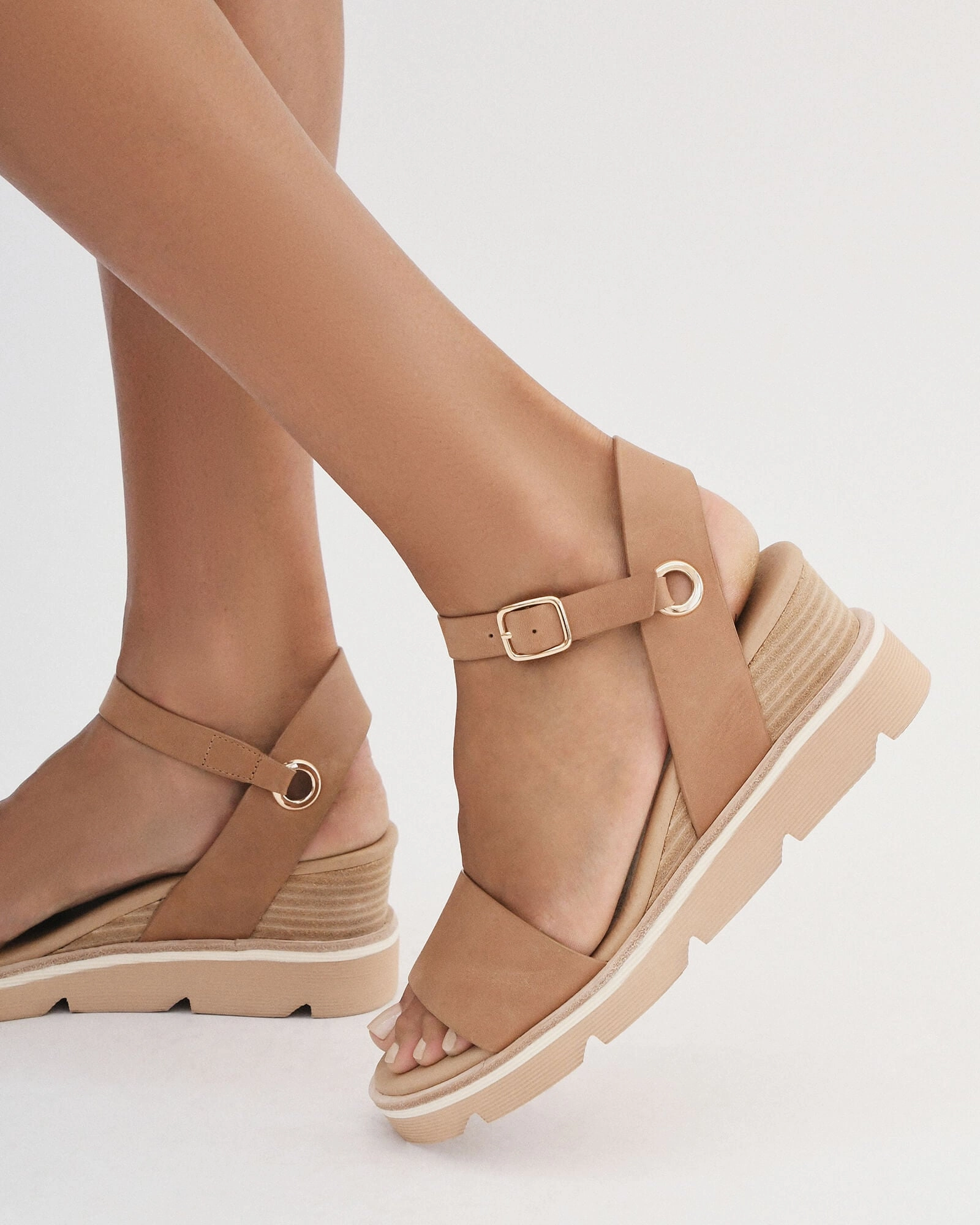 Katie Mid Heel Wedge Sandals Tan Leather Dynamic Essentials Flexible Form