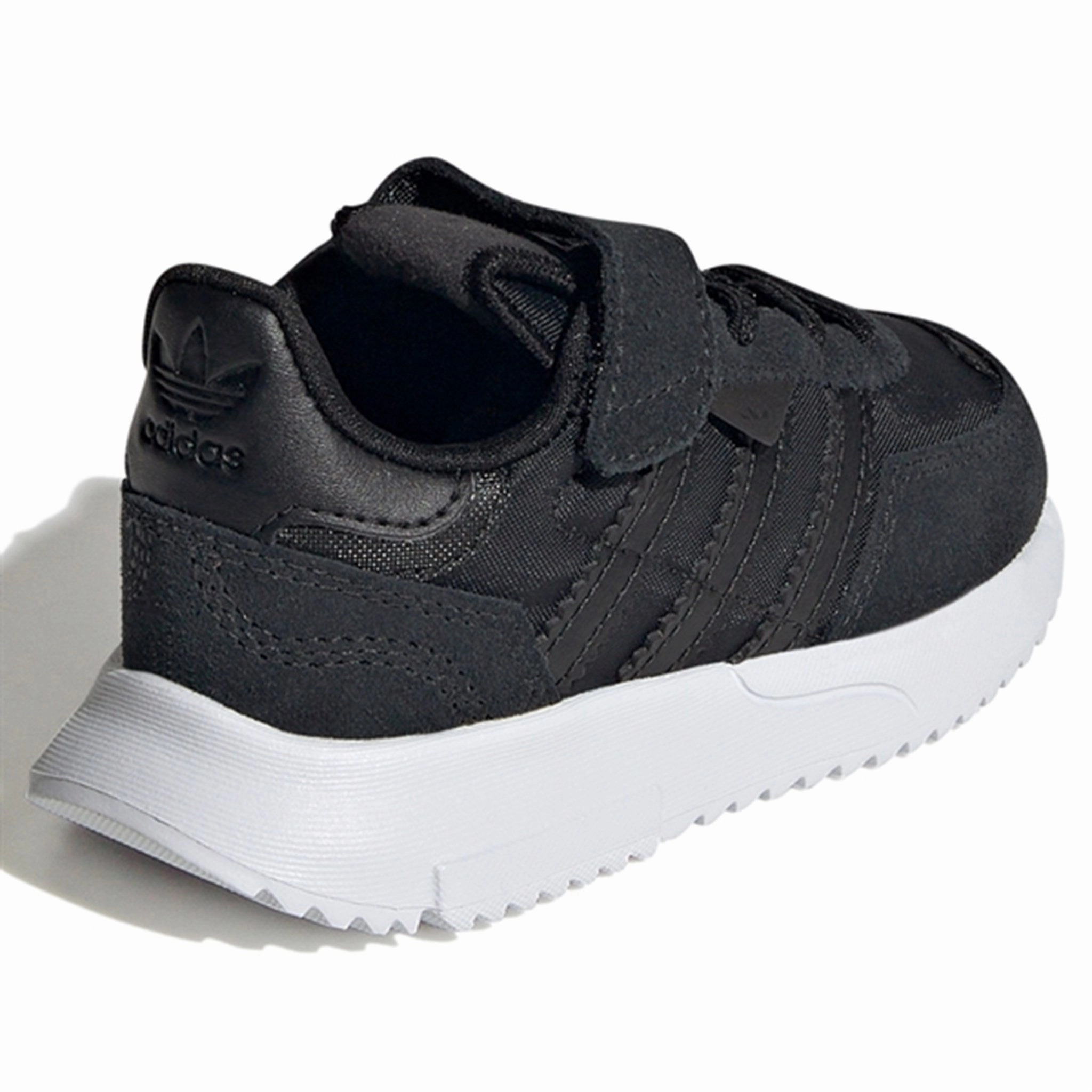 New Neutral Adidas Originals Retropy Sneakers Core Black / Cloud White