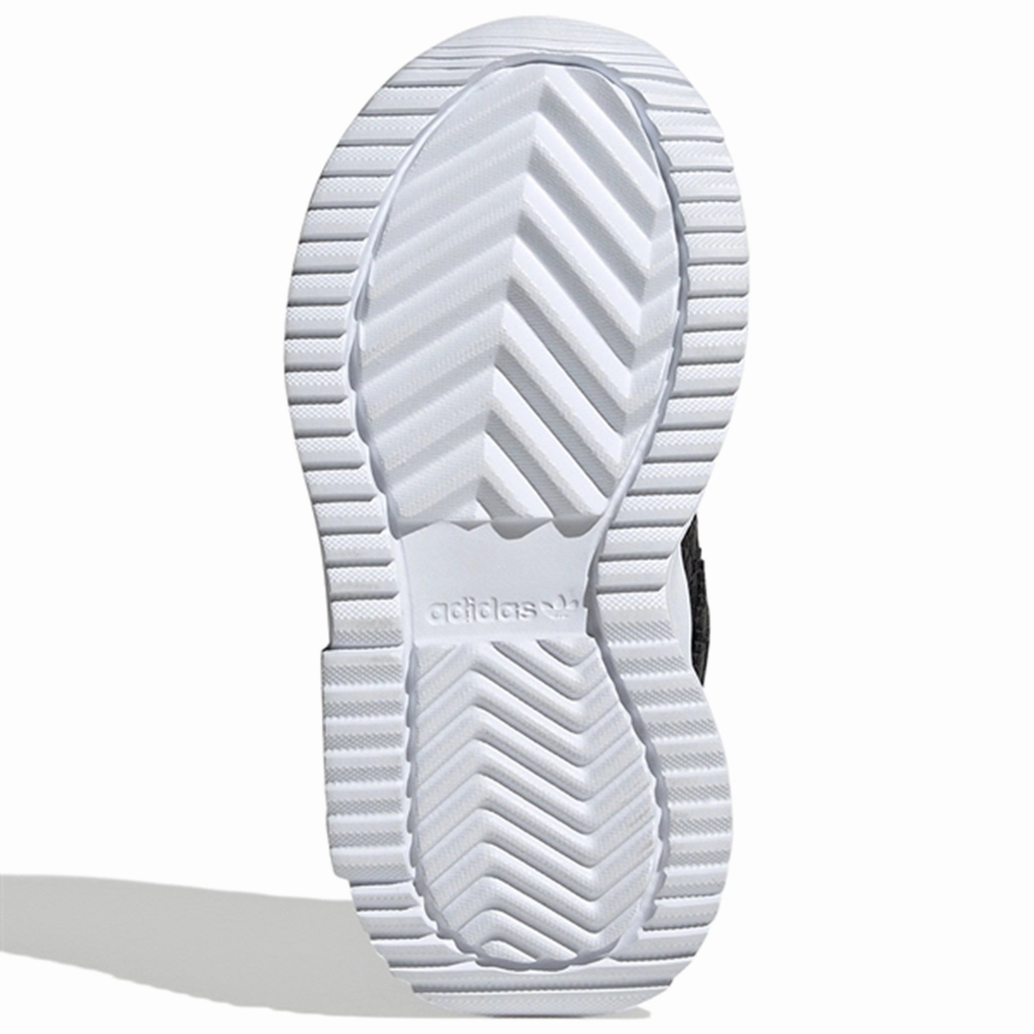 Subtle Signature Versatile Soul Adidas Originals Retropy Sneakers Core Black / Cloud White