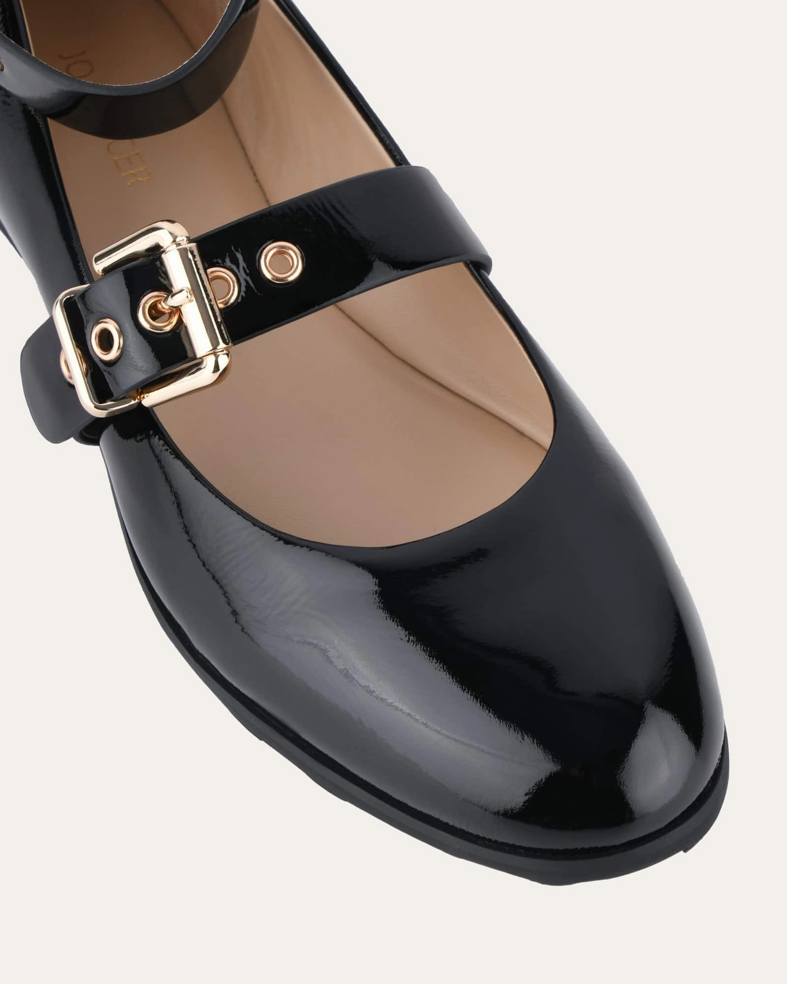 Go-To Gear Responsive Design Hera Casual Flats Black Crinkle Patent
