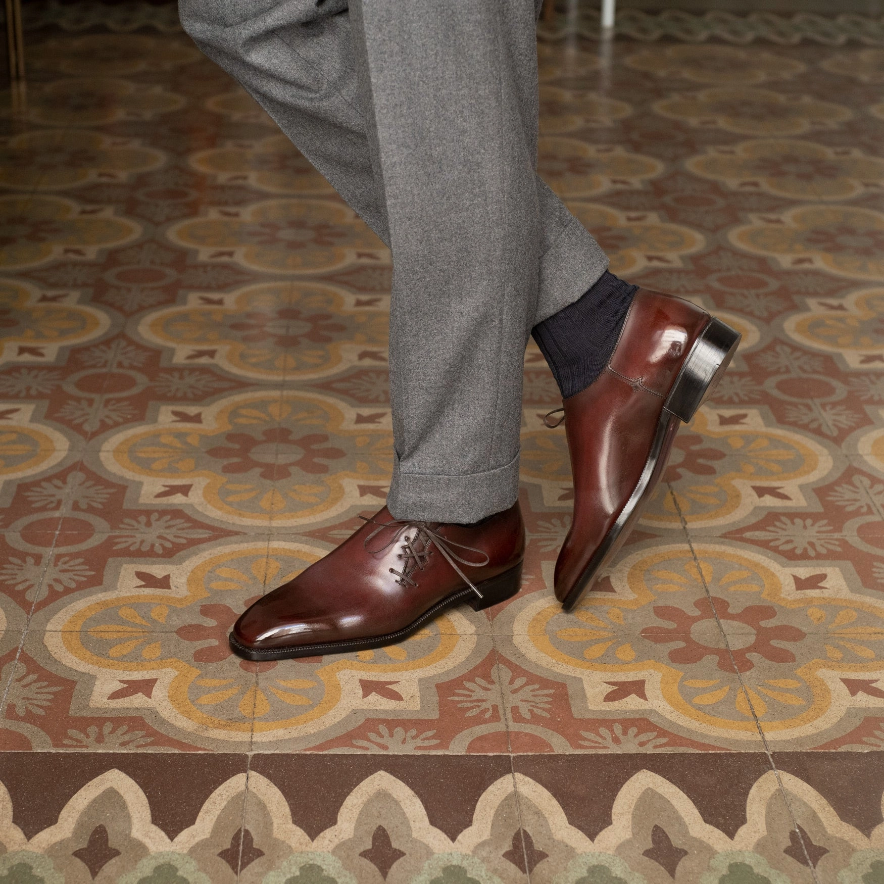 Wholecut Oxford Shoe -  Marron Mediterraneo Urban Layering