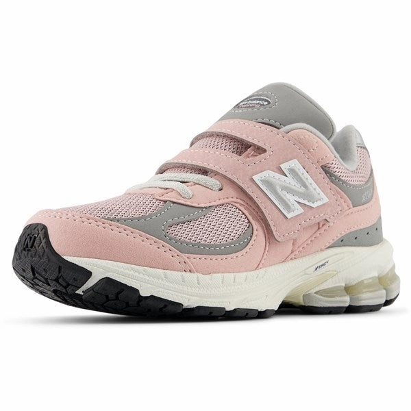 Essential Edge Seamless Transitions New Balance 2002 Alternative Closure Sneakers Orbit Pink