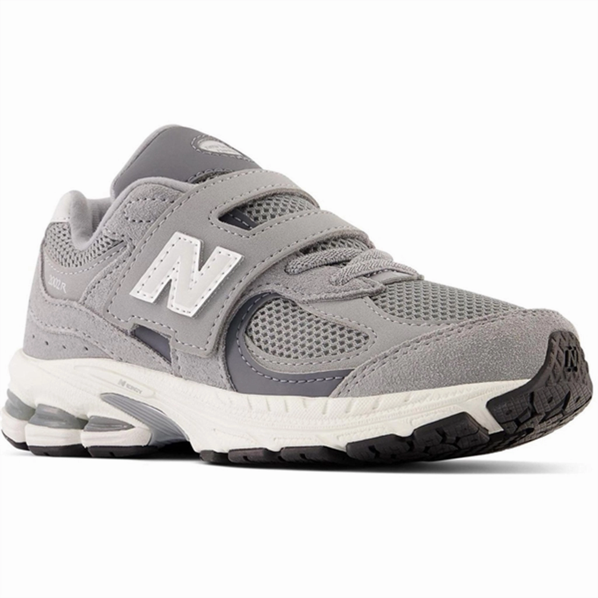 New Balance 2002 Alternative Closure Sneakers Steel Modular Wear