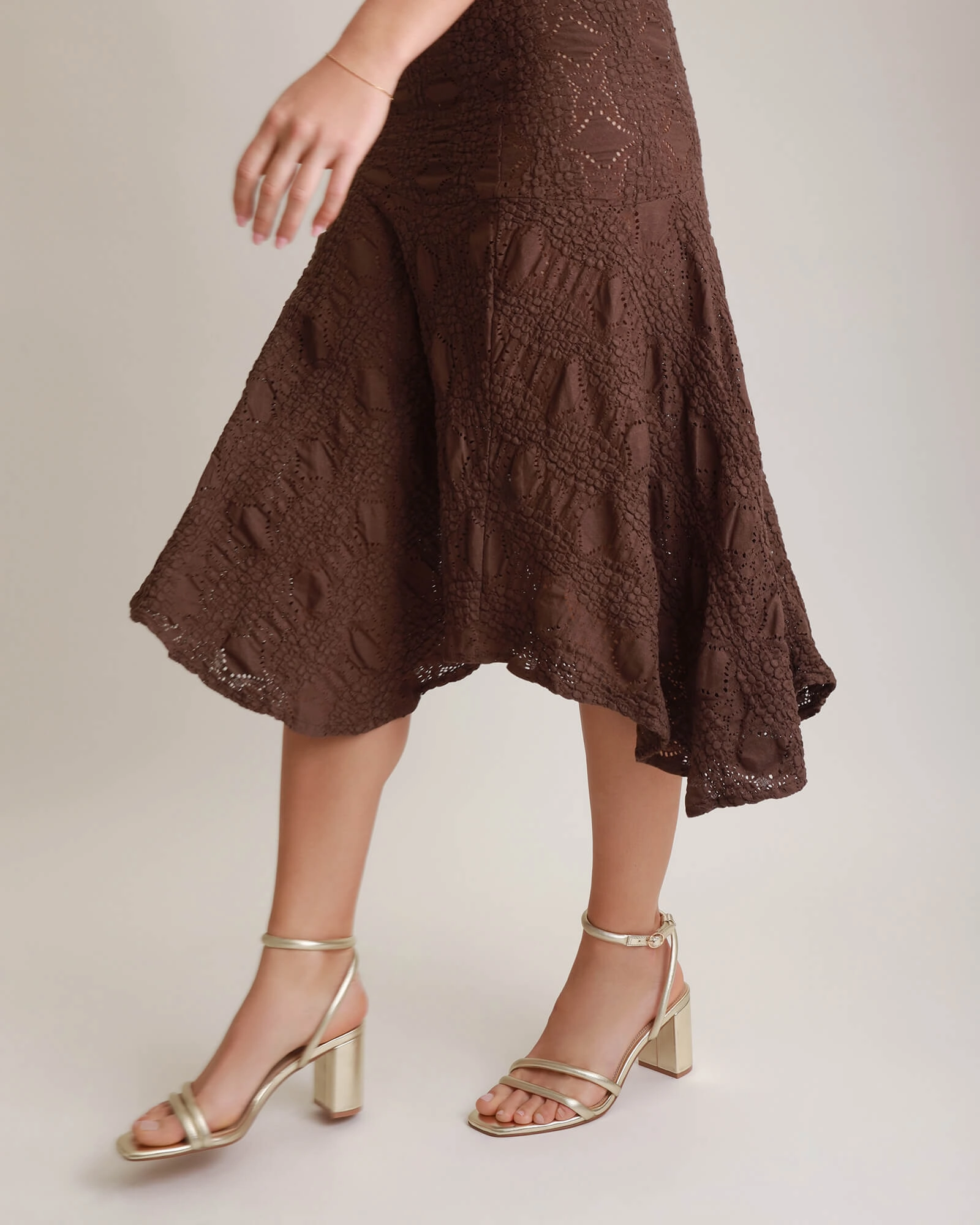 Nino High Heel Sandals Soft Gold Leather Designed With Rhythm Elevate Your Routine