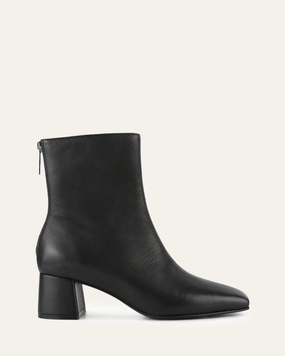 Nori Mid Ankle Boots Black Leather Motion Simplicity Pulse Of The City