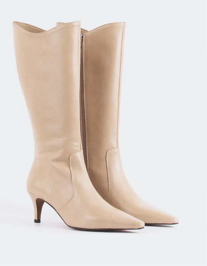 Odyssia Camel Leather Simplified Life
