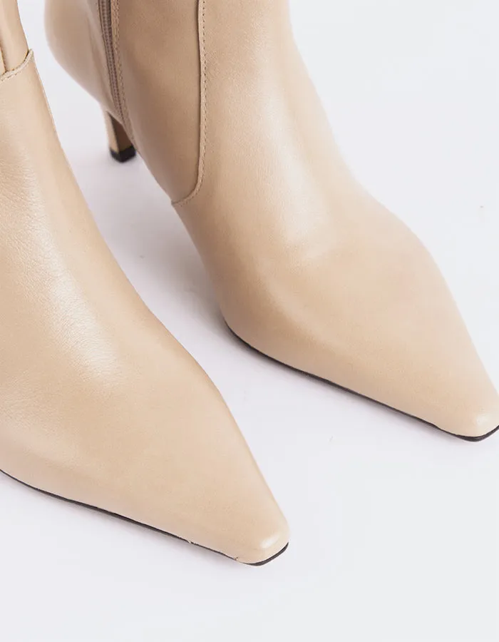 Odyssia Camel Leather Cool In Motion