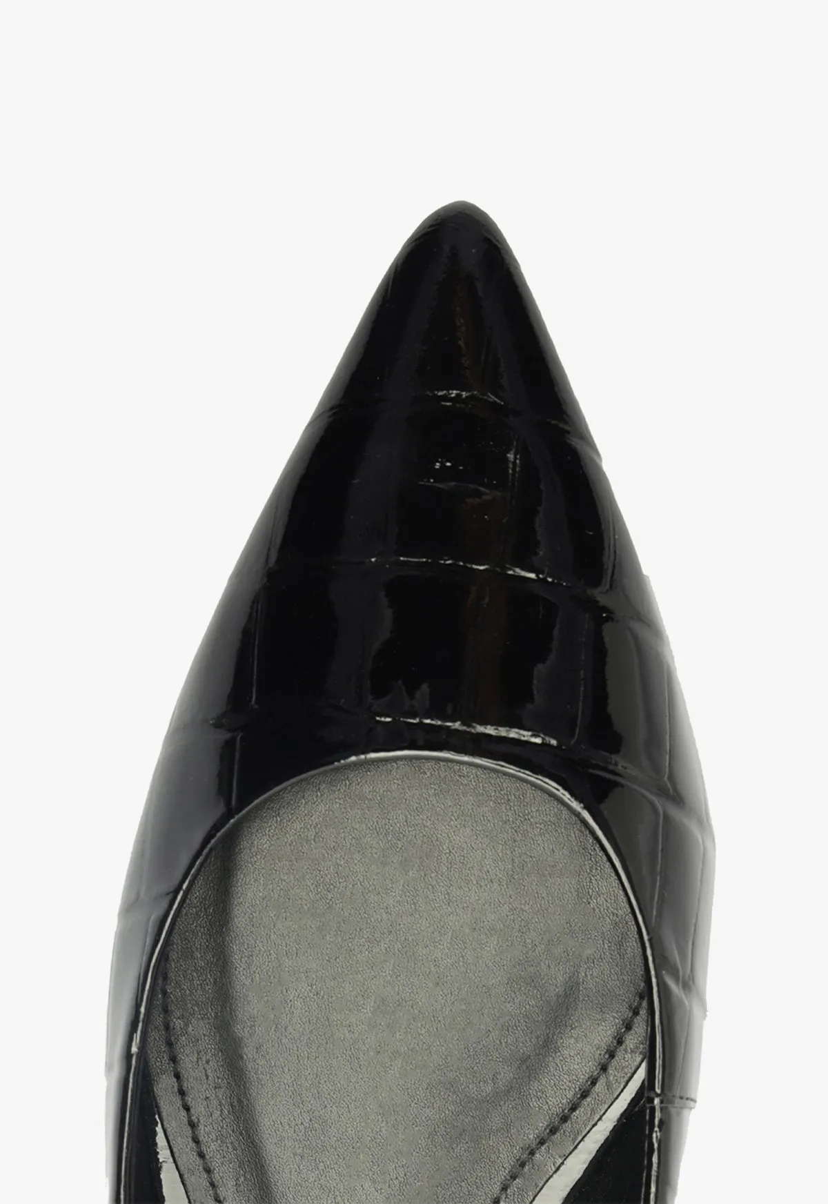 Streamlined Edge Paola Black Leather Flat