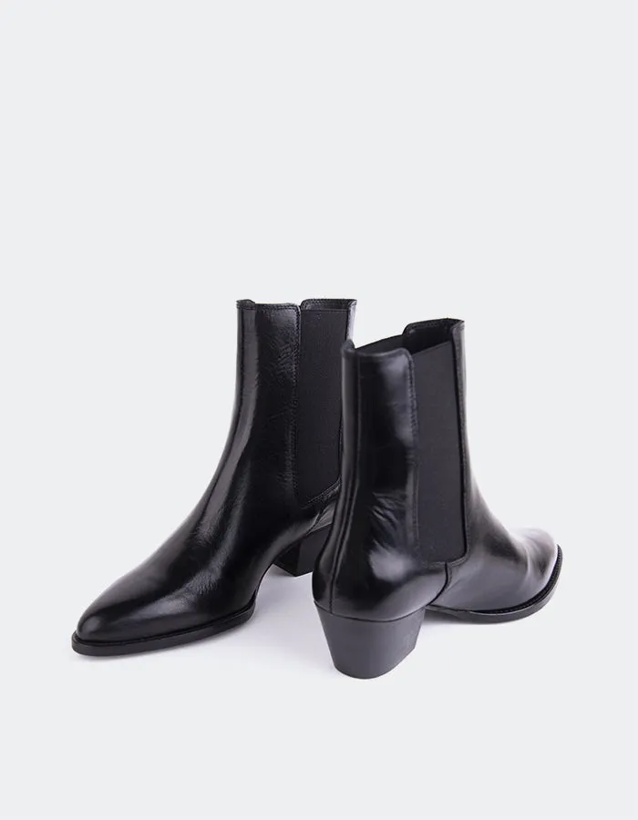 Orsogna Black Leather Ease And Balance
