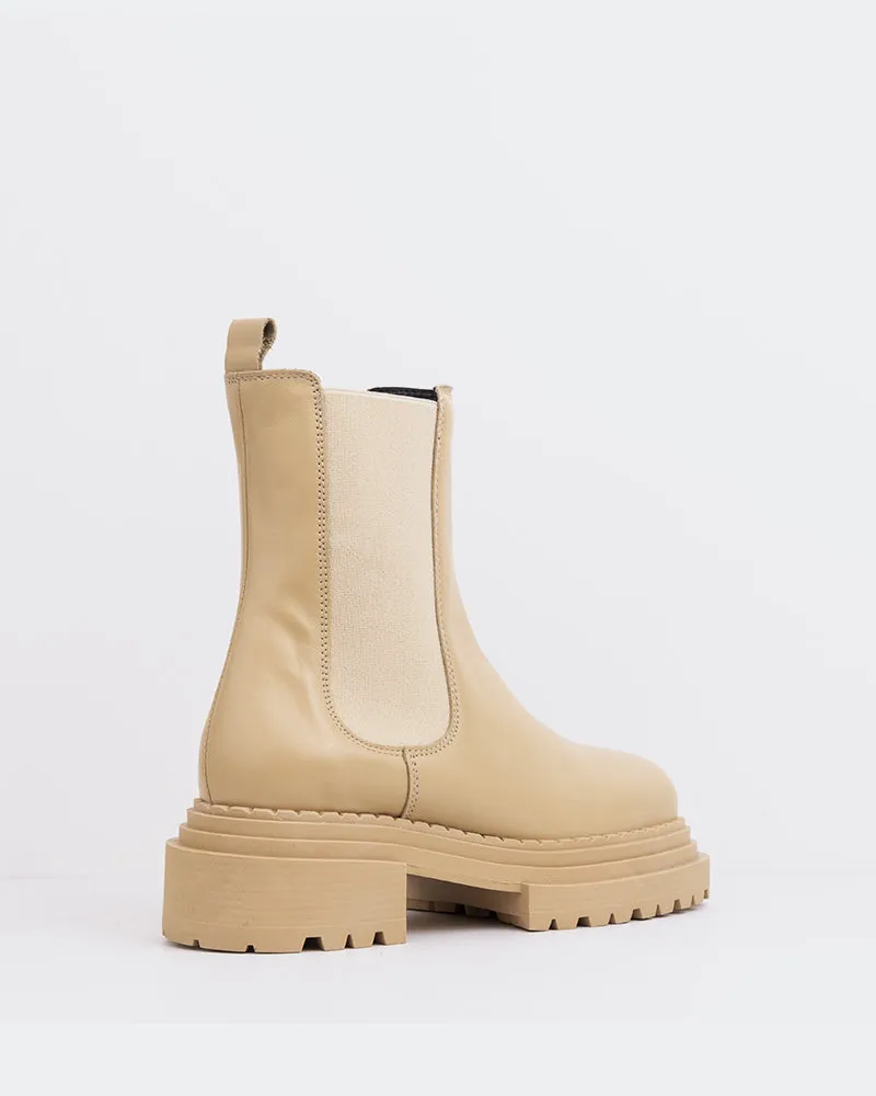 Pacio Cream Leather Style In Balance