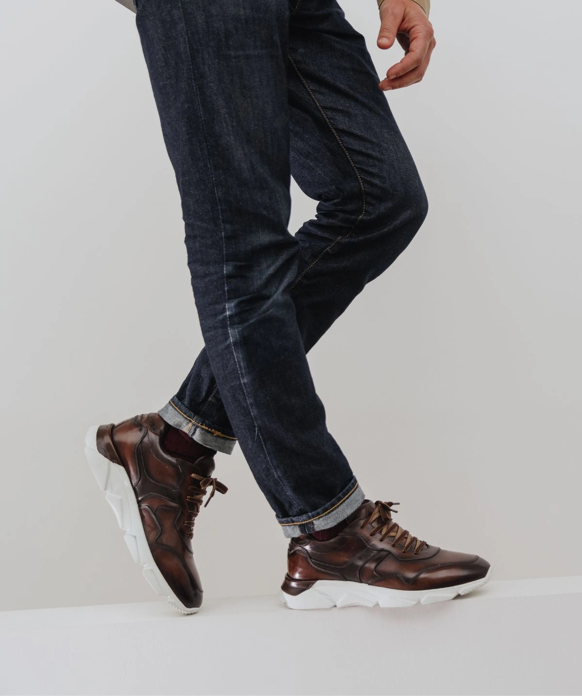 Paolo Patinated Brown Sneakers Refined Essentials Daily-Ready