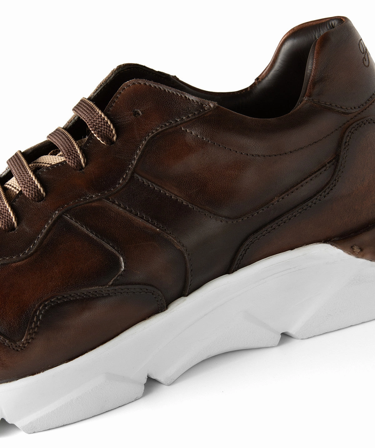 Dynamic Presence Paolo Patinated Brown Sneakers