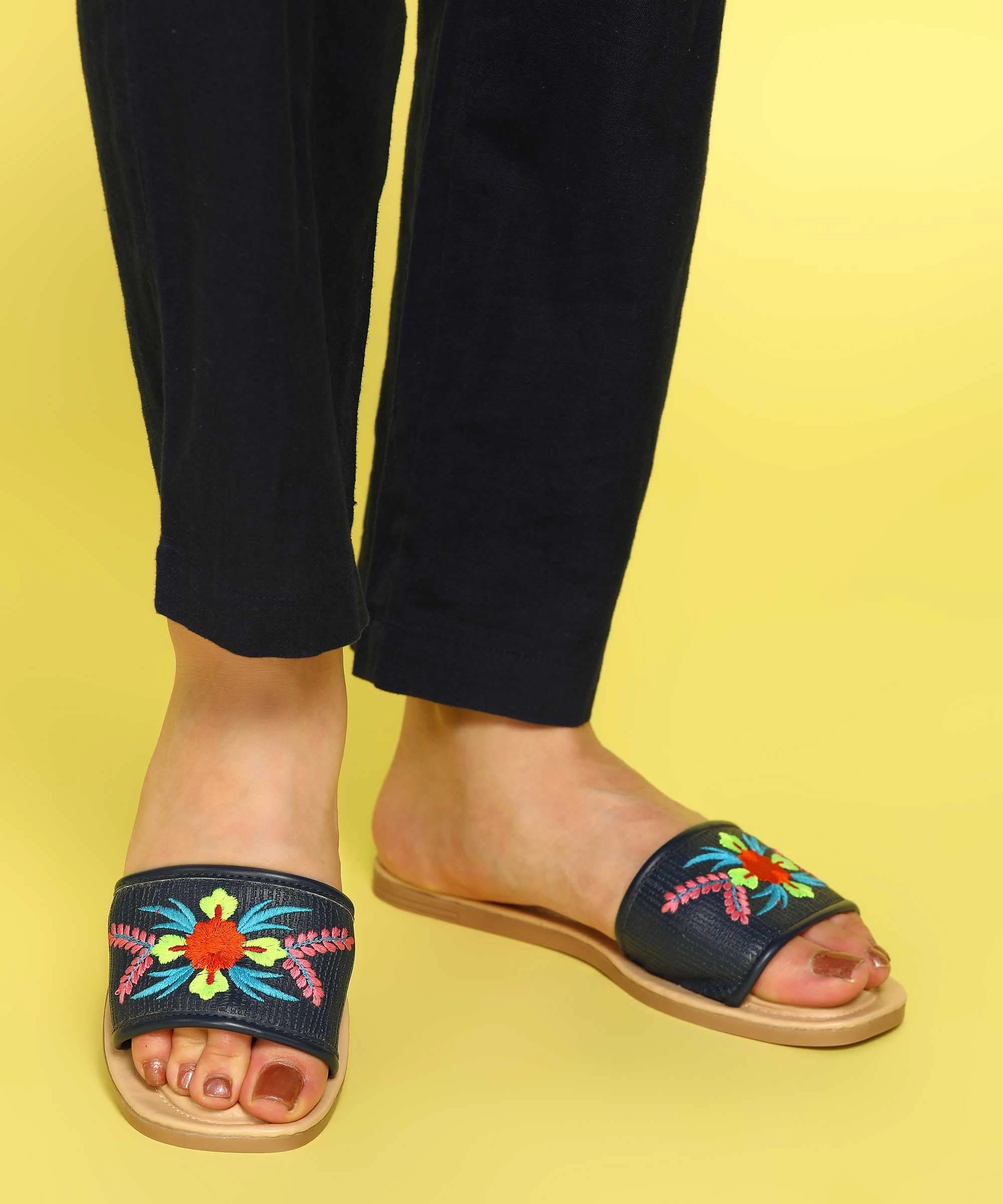 Paragon K6020L Women Sandals | Casual & Formal Sandals | Stylish, Comfortable & Durable | For Daily & Occasion Wear Less Is Bold