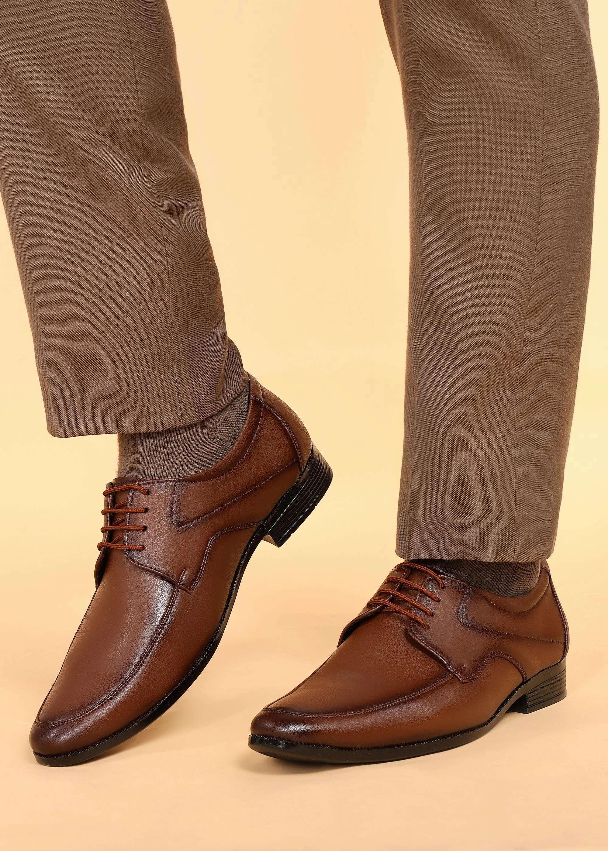 Everyday Sleek Conscious Layers Paragon Men'S Tan Formal Shoes With Laces| Durable & Sturdy For Outdoor Wear