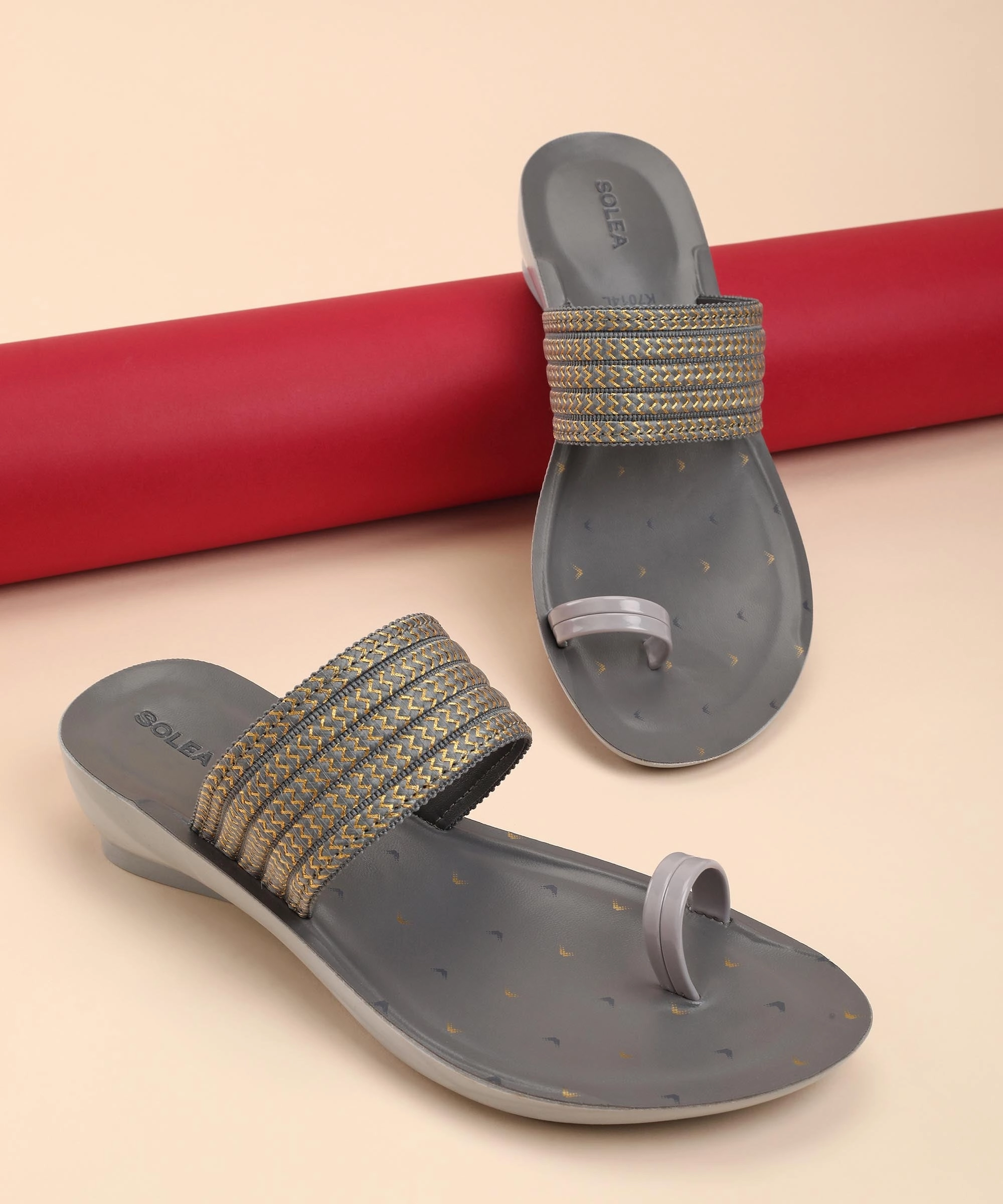 Designed For Presence Timeless Cool Paragon Puk7014L Women Sandals | Casual & Formal Sandals | Stylish, Comfortable & Durable | For Daily & Occasion Wear