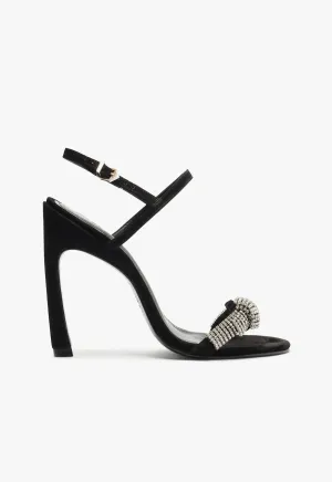 Pearl Curve Sandal Motion Elements
