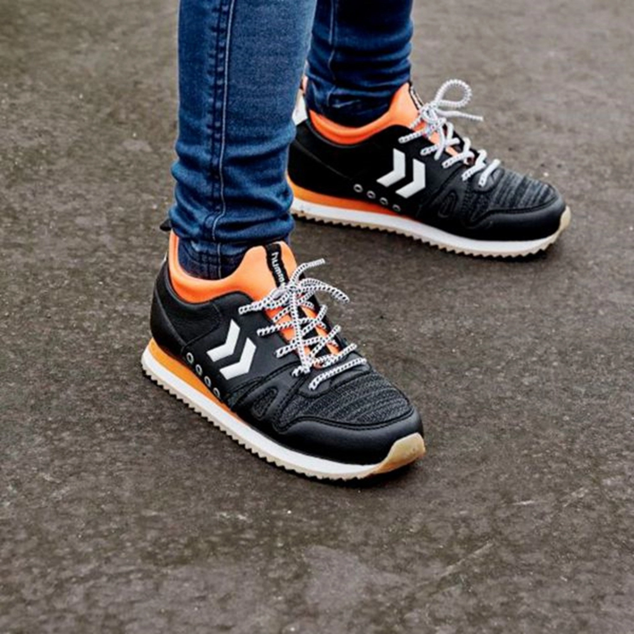 Layer-Easy Hummel Marathona Girl Bts Jr Black