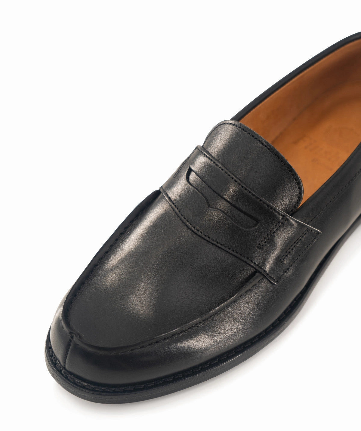 Lilou Black Moccasins Chill-Crafted Sleek Presence