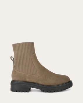 Ultra-Clean Style Bertie Flat Ankle Boots Khaki Suede
