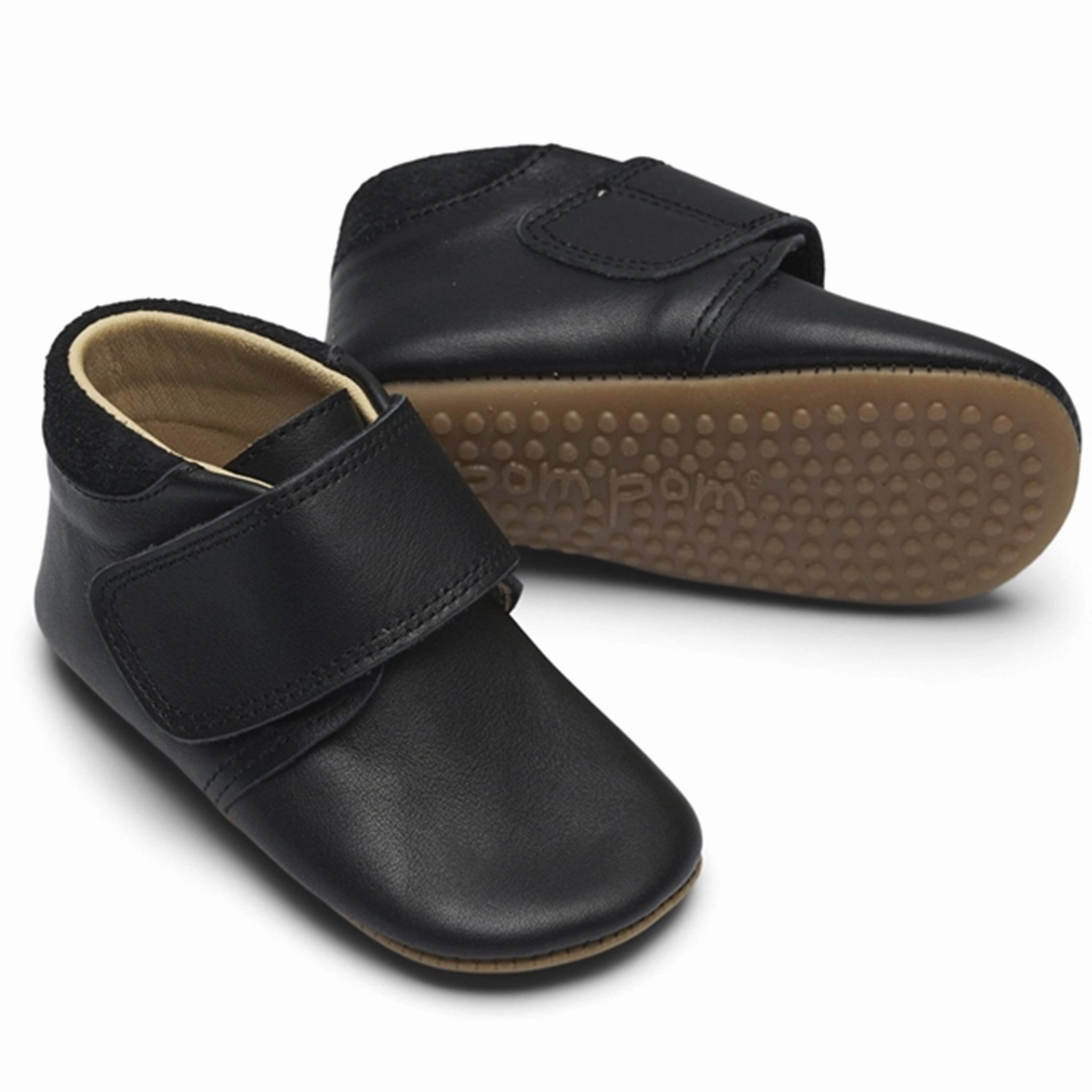 Hybrid Life Pom Pom Indoor Shoe Velcro Black
