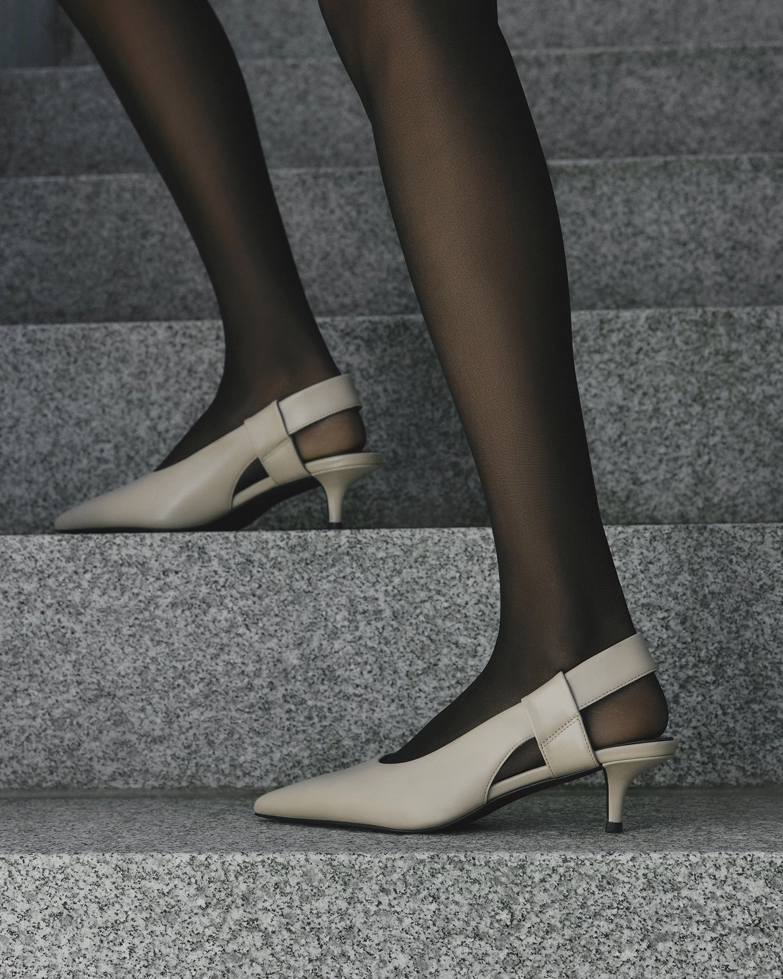 Street Form Move Smarter Rosa Low Heels Sand Leather