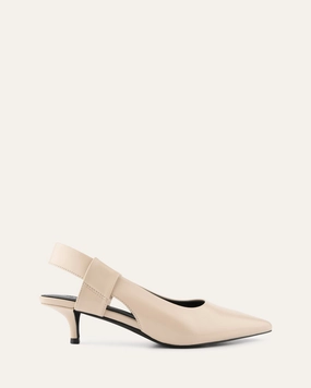 Versatile Future Rosa Low Heels Sand Leather
