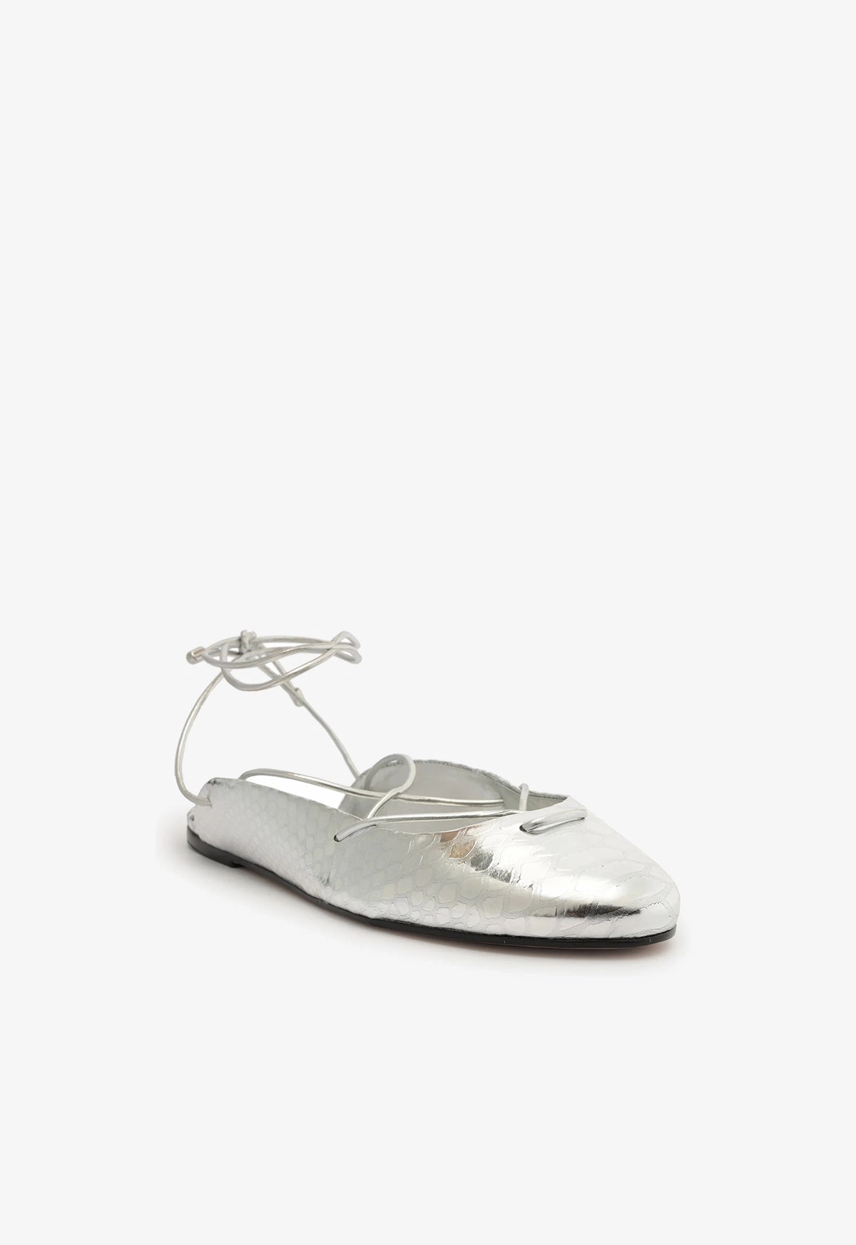 Cami Casual Leather Flat Day-To-Night Fit