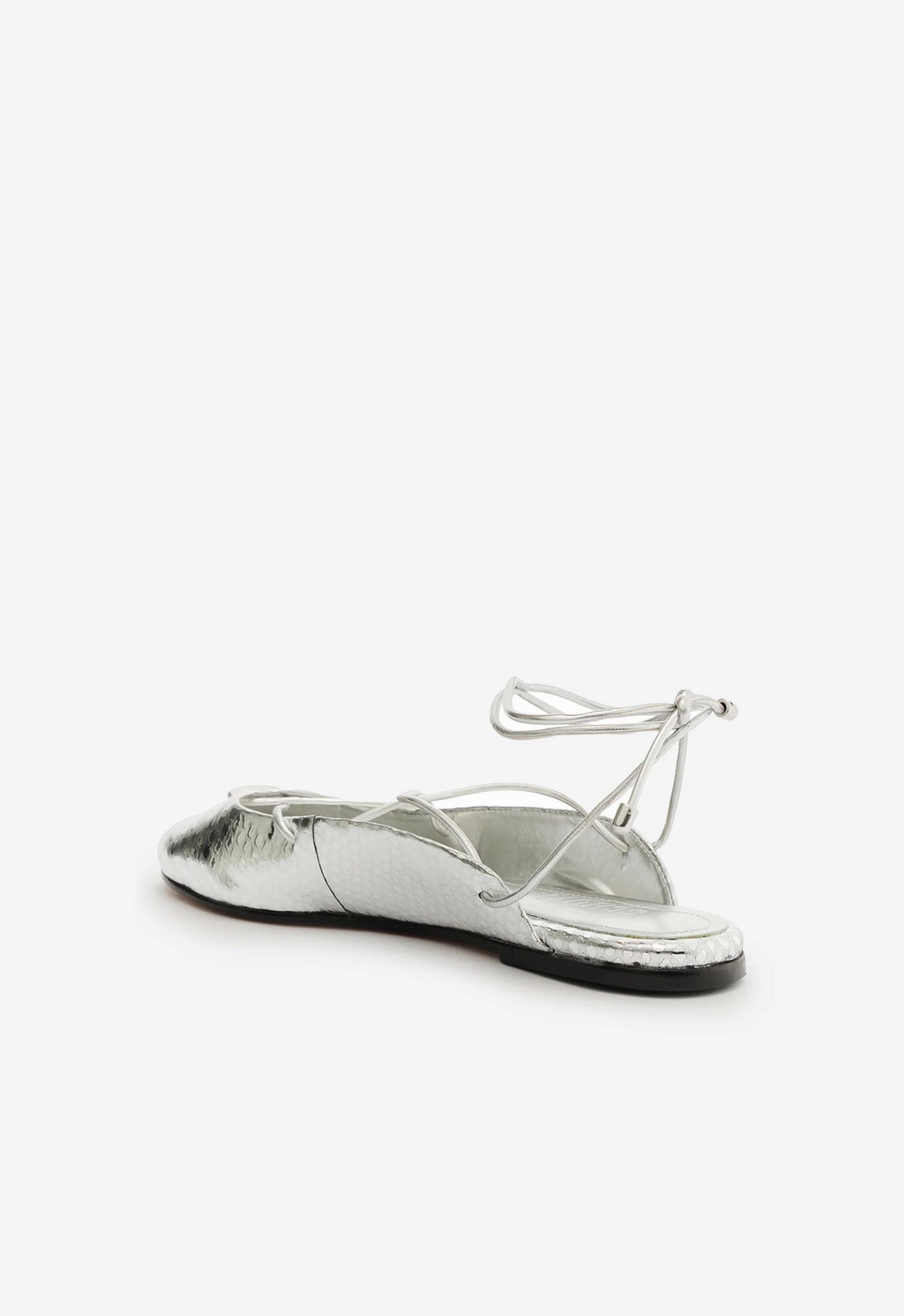 Multi-Context Style Elevated Minimal Cami Casual Leather Flat