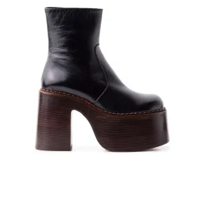 Core Style System Gunner Black Leather & Brown Sole