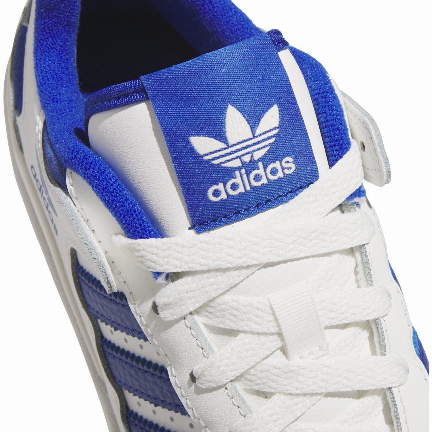 Daily-Ready Forward-Looking Fit Adidas Originals Core White/Team Royal Blue/Core White Forum Low Cl J Sneakers