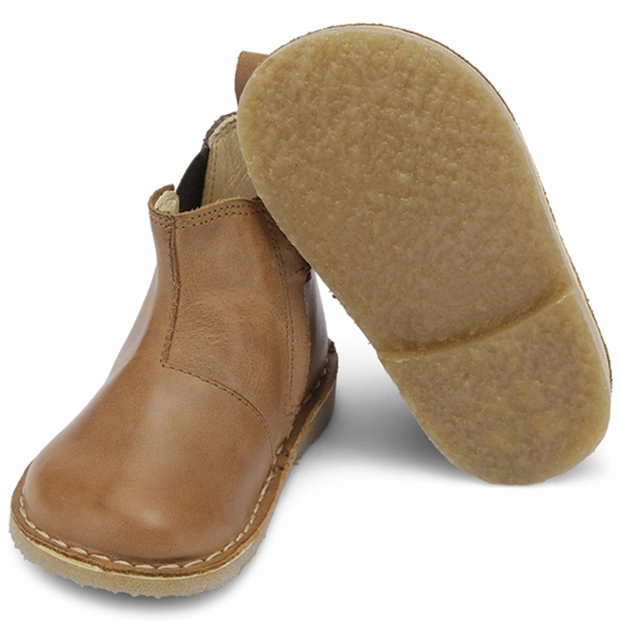 Bundgaard Opa Chelsea Tan Movement Layers Refined Tone