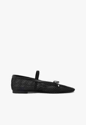 Progressive Edge Relaxed Innovation Arissa Mesh Flat