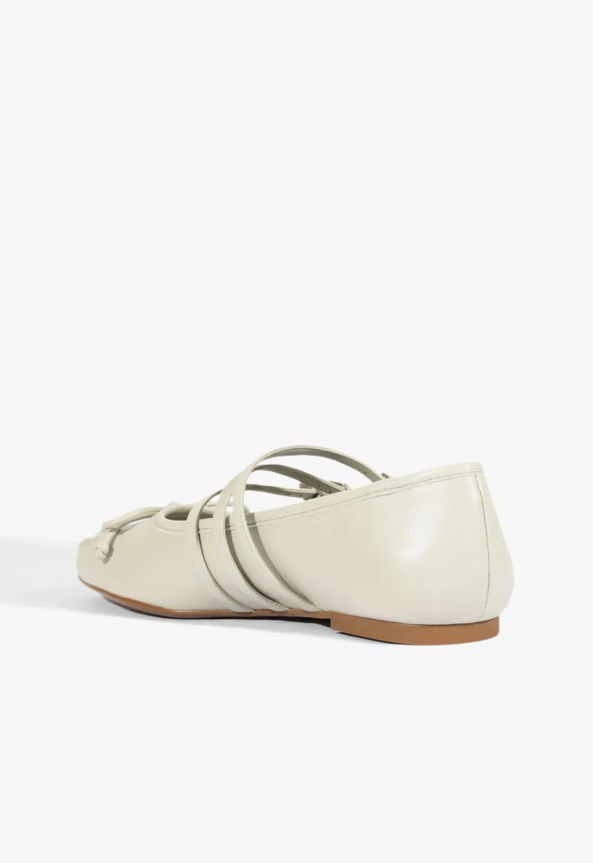 Arissa Gray Leather Ballet Flat Seamless Outfit Ease-Forward Fit