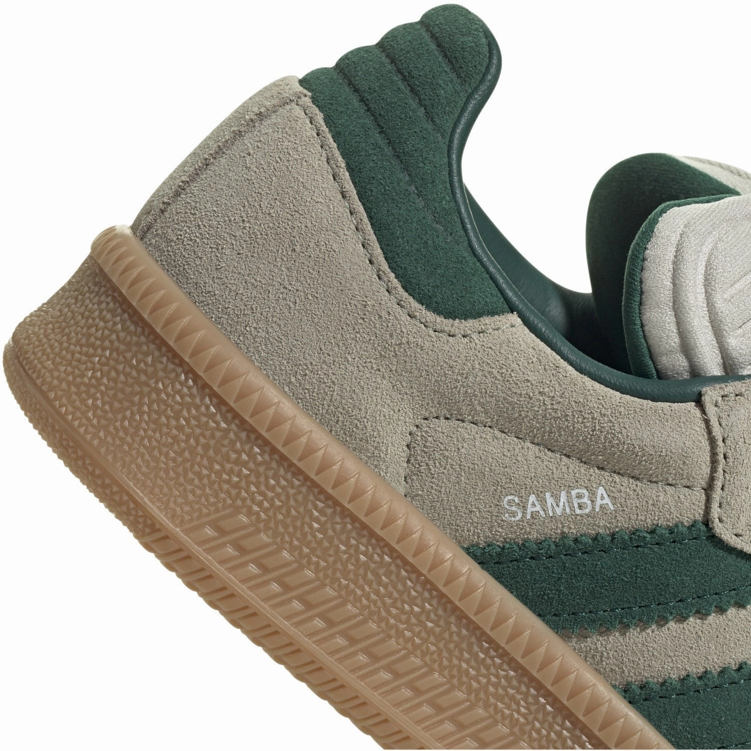 Versatile Drop Clean Direction Adidas Originals Putty Grey/Collegiate Green/Gum 3 Samba Xlg J Sneakers