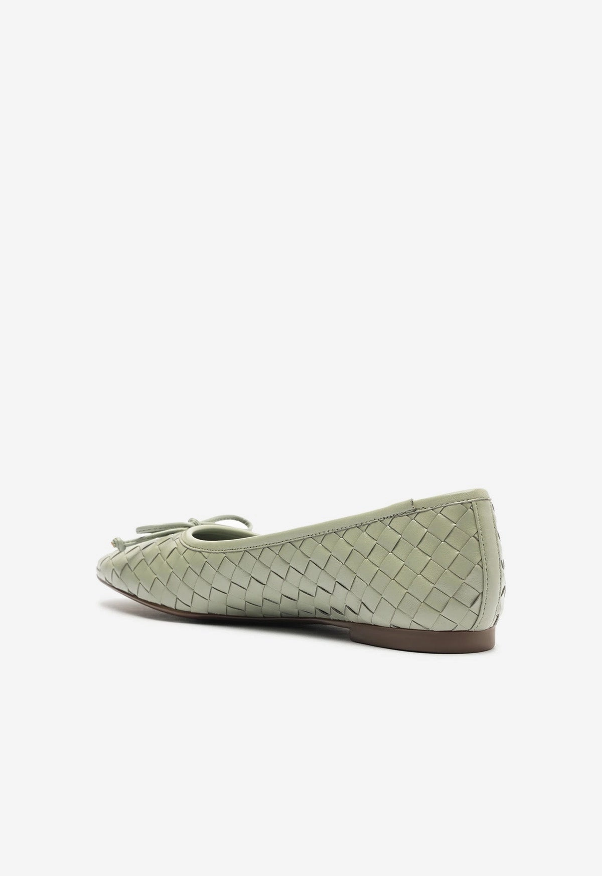 Move Clean Cool Motion Arissa Woven Leather Flat