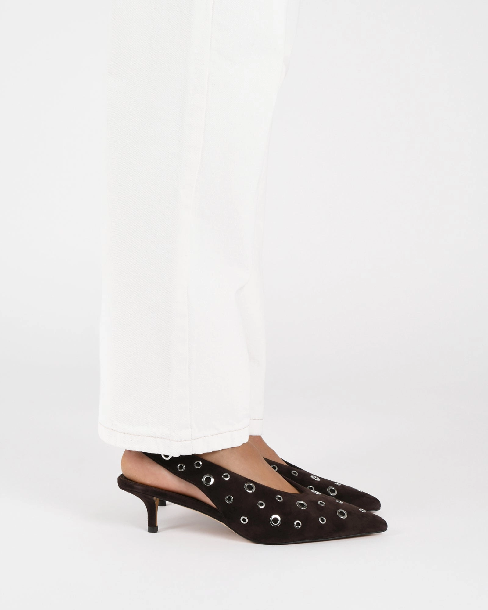 Carry Your Vibe Explore With Ease Rhi Low Heels Bitter Choc Suede