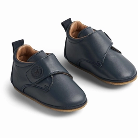 Modular Design Wheat Navy Indoor Shoe Dakota