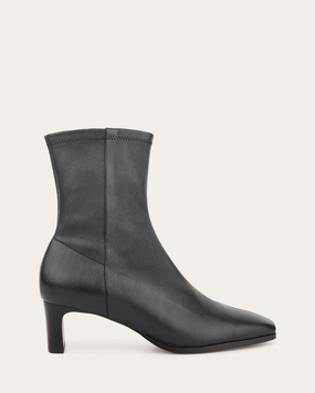 Streamline Your Day Understated Cool Quince Mid Ankle Boots Black Leather