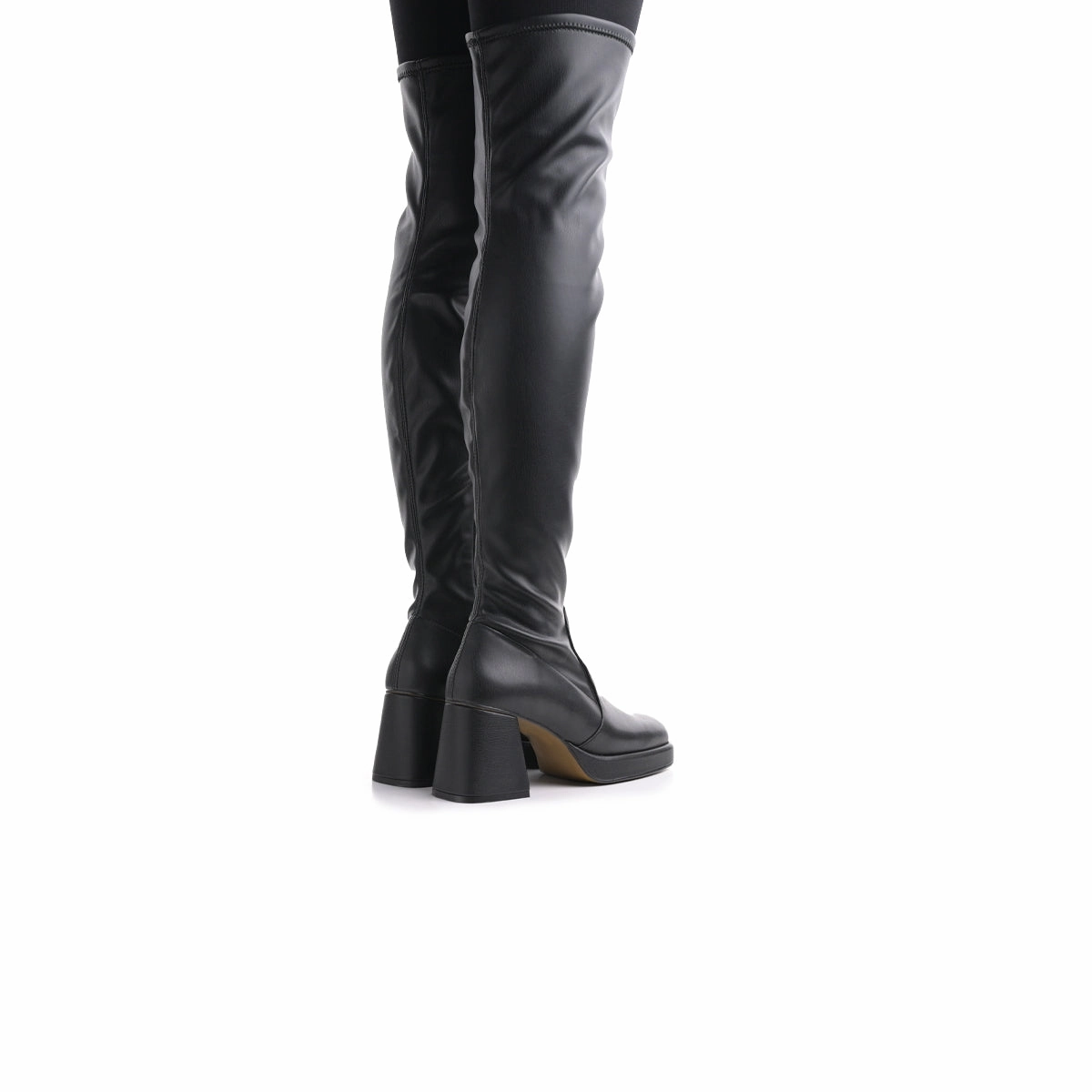 Oakwood Black Stretch Form Meets Calm