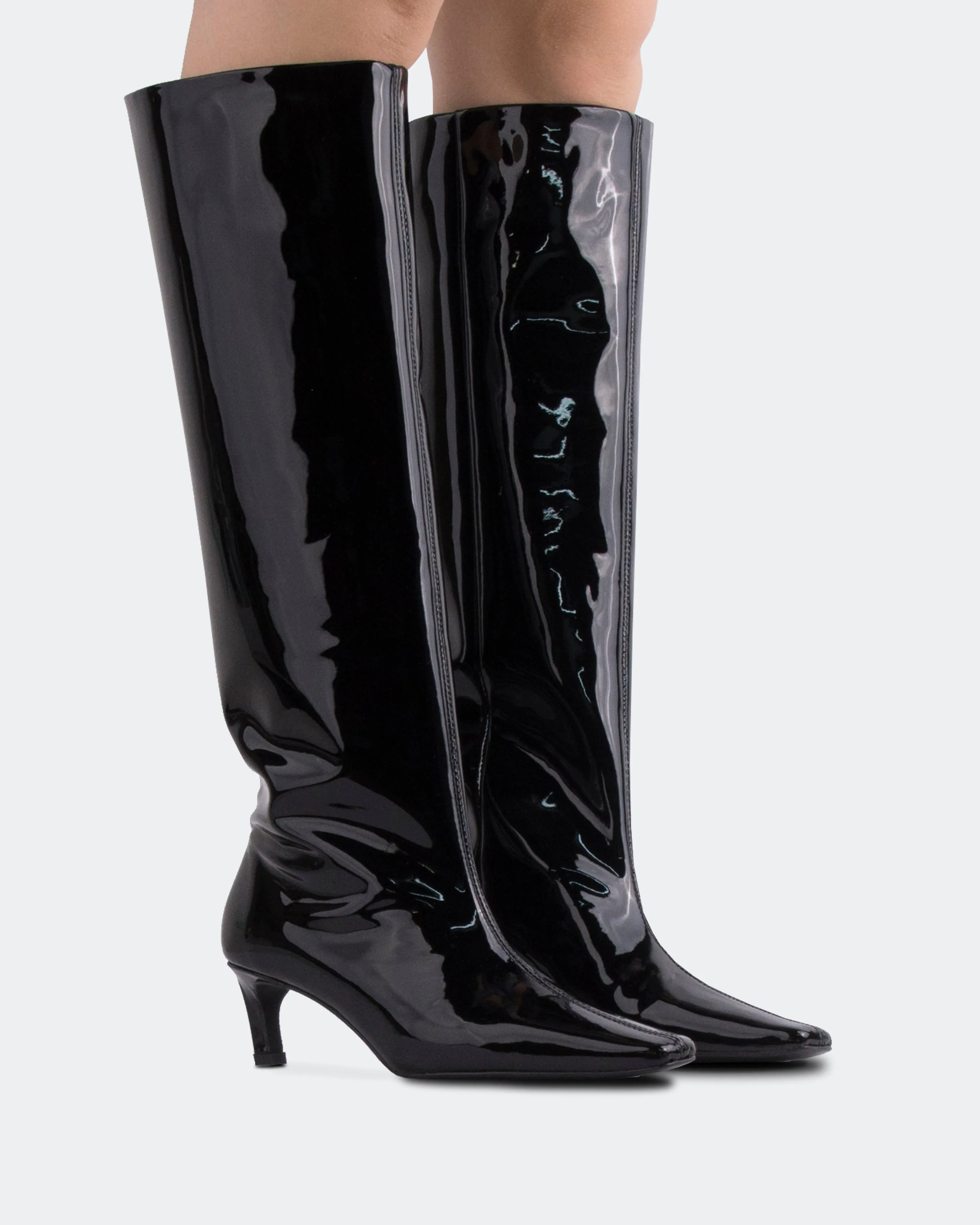 Breathe And Move Engineered For Flow Omara Black Patent