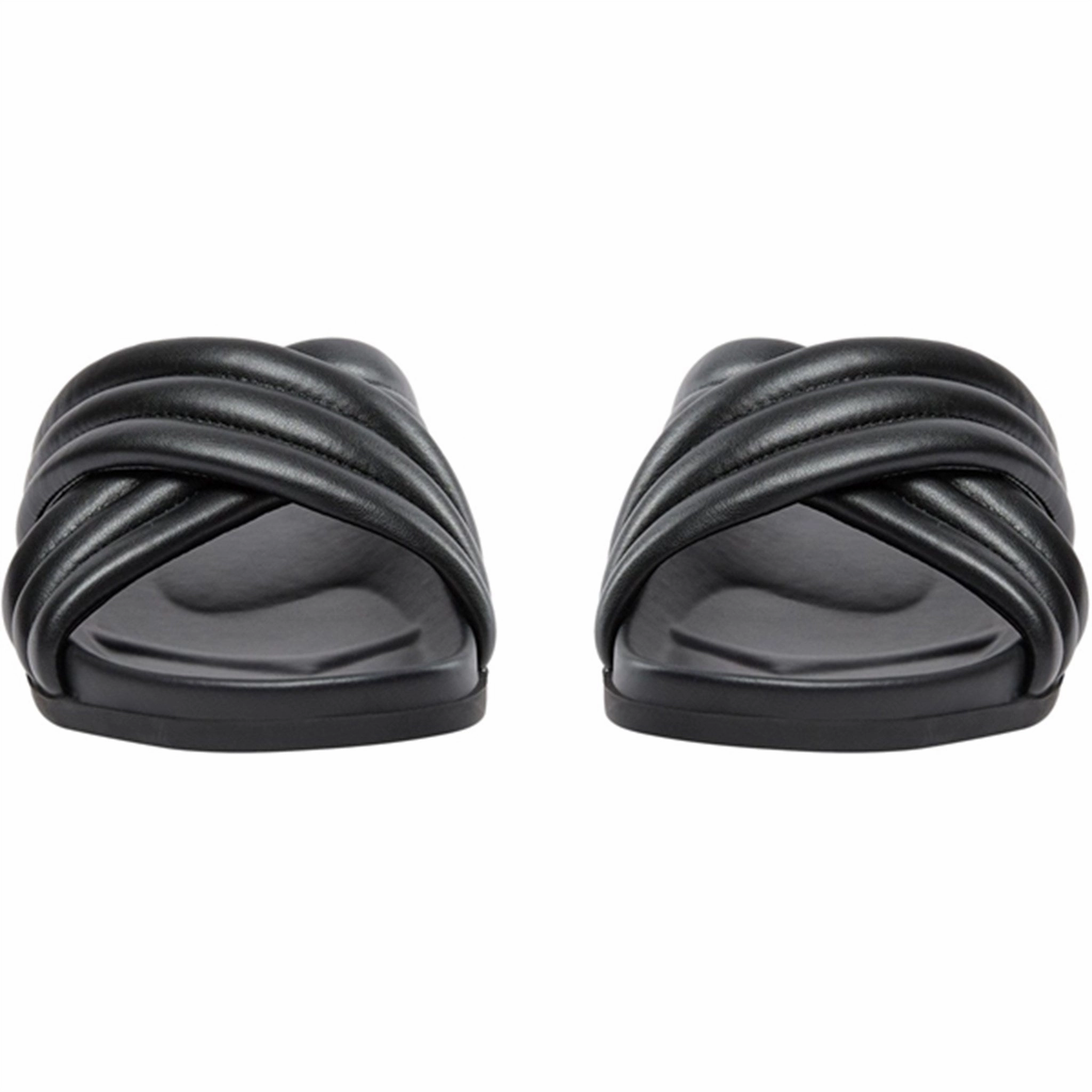 Sofie Schnoor Young Sandal Black Made To Perform Fluid Design